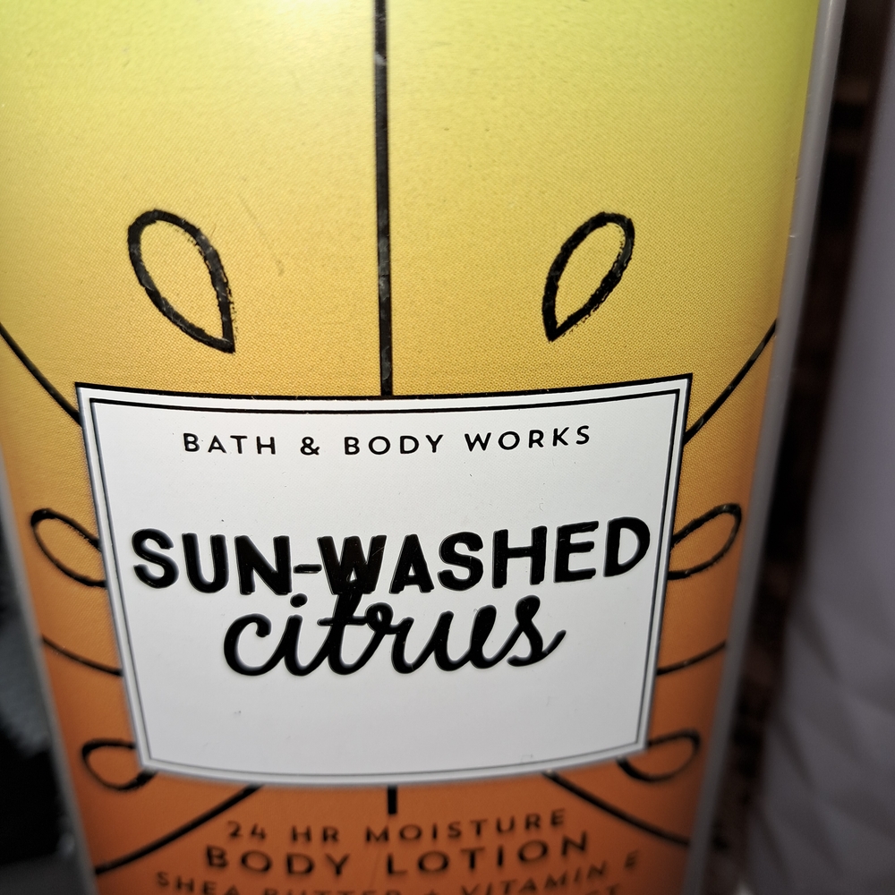 Bath & Body Works Sun-Washed Citrus Lotion and Champagne Toast Gel - Picture 3 of 4